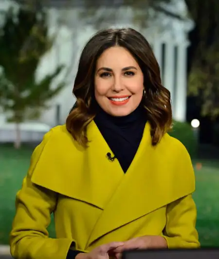 Cecilia Vega, Popular Journalist